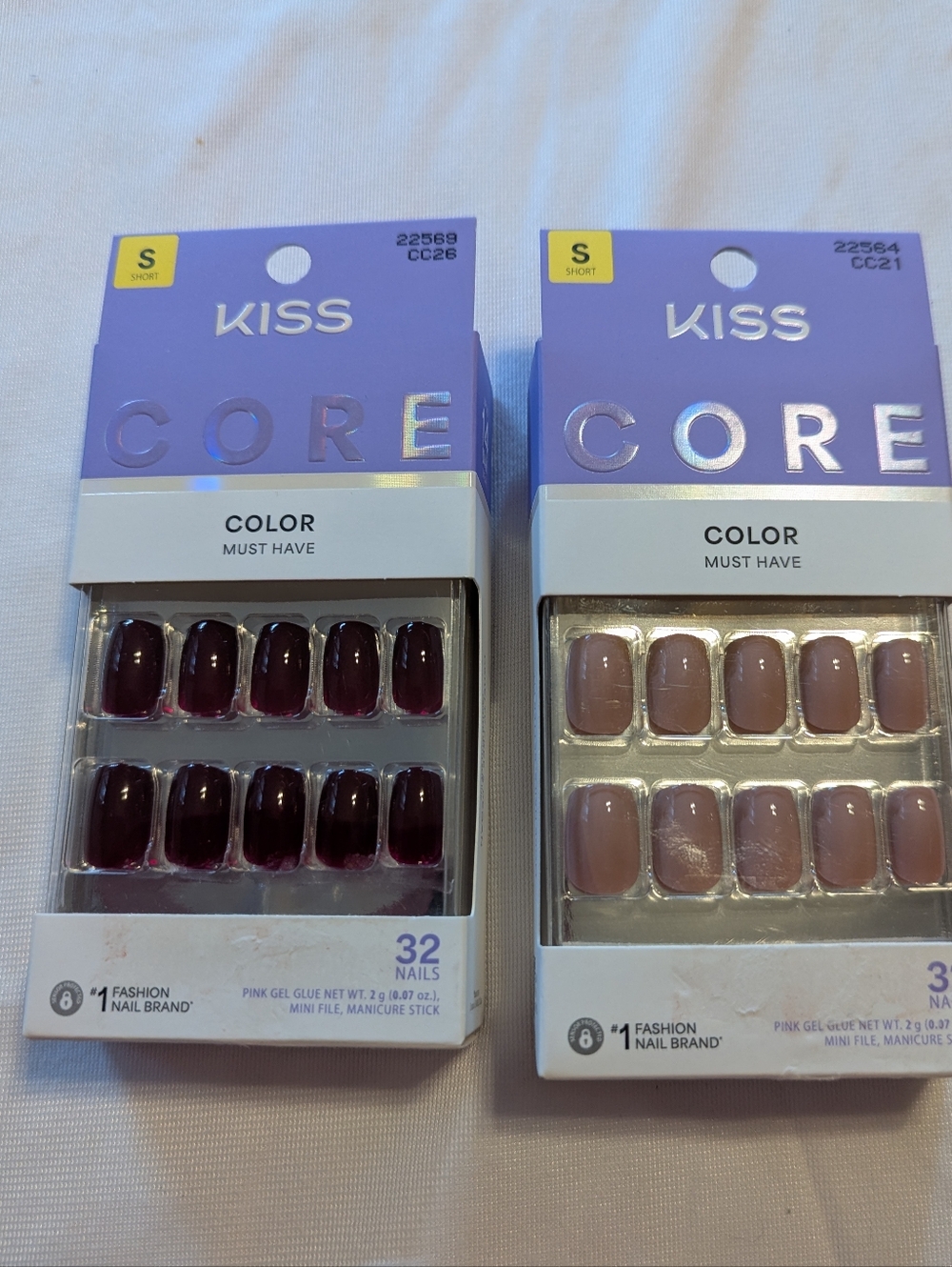 Kiss Core Press On Nails Set Of 2 Brand New Sealed Size Small